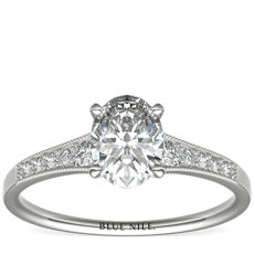 Graduated Milgrain Diamond Engagement Ring in Platinum (0.10 ct. tw.)